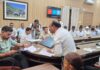 समाधान दिवस में डीएम का एक्शन मोड, शिकायतों के त्वरित निस्तारण पर जोर