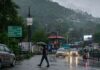 बारिश से बेहाल उत्तराखंड, देहरादून और टिहरी में भारी बारिश की चेतावनी
