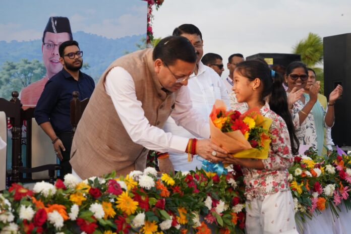 मुख्यमंत्री धामी ने मियांवाला में नवनिर्मित ‘जल सृष्टि पार्क’ का किया लोकार्पण