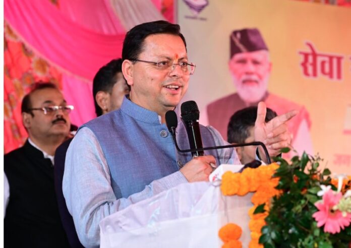 जनसमस्याओं के समाधान में देरी न करें अधिकारी, मुख्यमंत्री के निर्देश